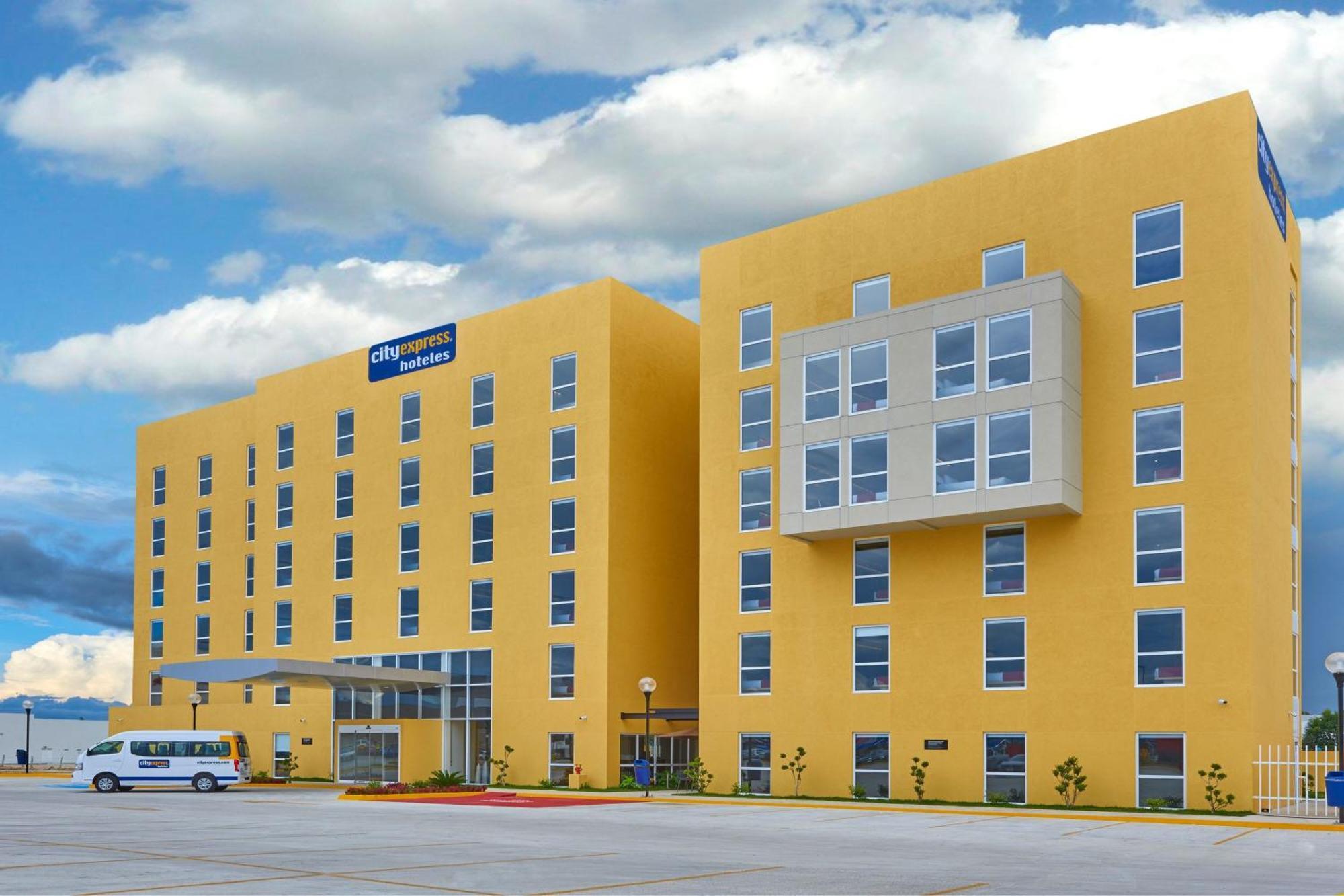 City Express By Marriott Comitan Exterior photo
