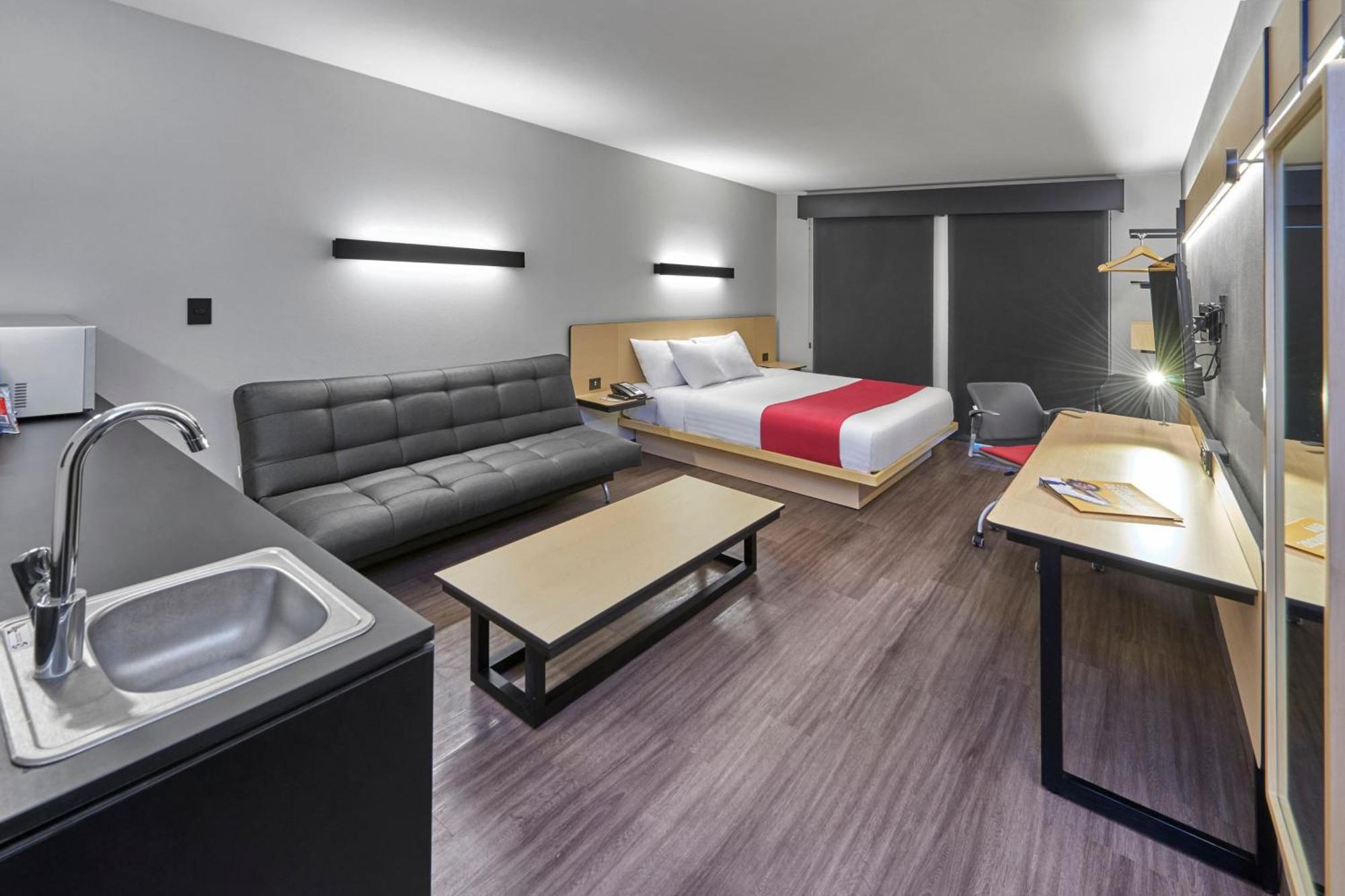 City Express By Marriott Comitan Exterior photo