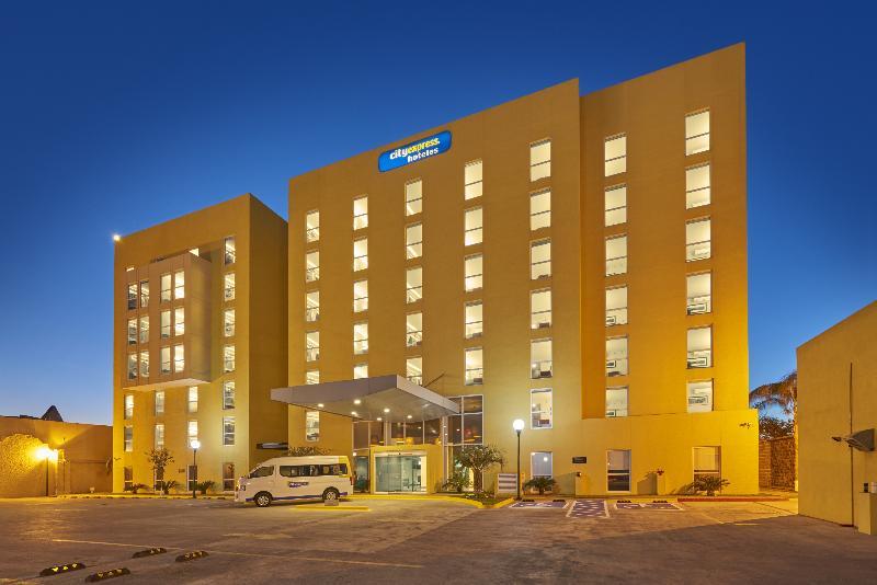 City Express By Marriott Comitan Exterior photo