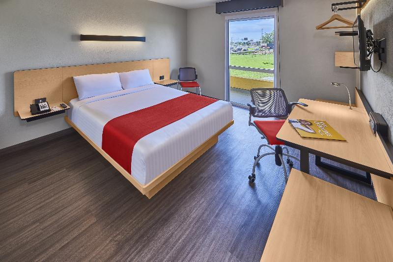City Express By Marriott Comitan Exterior photo